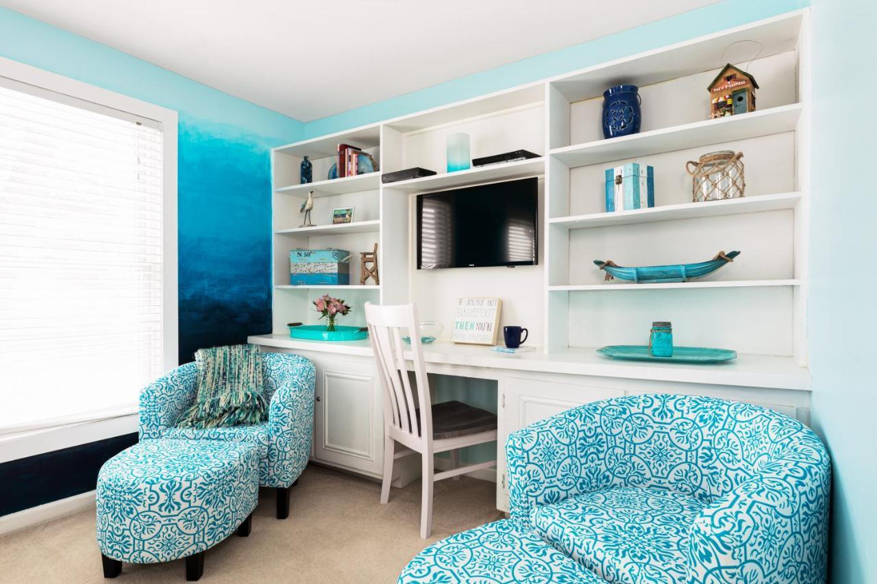 Looking Glass Beachfront Inn Grand Haven Esterno foto